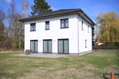 Hausansicht - 5 Zimmer Einfamilienhaus zur Miete in Falkensee