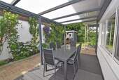 Überdachte Terrasse - Bungalow mit 100,20 m² in Hamburg Rahlstedt zum Kaufen