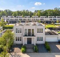 Einfamilienhaus in exklusiver Lage mit Aufzug, Wintergarten & großem Garten - Groß Glienicke