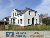 imposante Südansicht des Hauses - Ein Haus mit Geschichte - und Raum für Ihre Zukunft