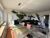 Wohnzimmer - 4 Zimmer Etagenwohnung zum Kaufen in Ansbach