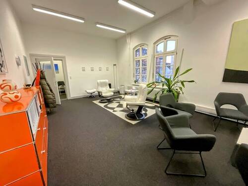 Büro 2 - 