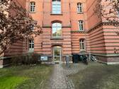 Haupteingang - Zentral gelegene Büroräume im 1. Obergeschoss eines denkmalgeschützten Bürogebäudes