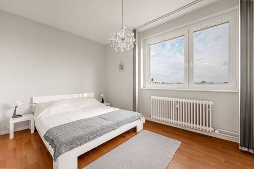 Schlafzimmer - 2 Zimmer Etagenwohnung zum Kaufen in Berlin