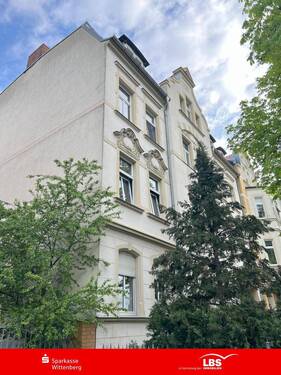 Hausansicht - Super Eigentumswohnung zur Selbstnutzung