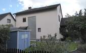 Vorgarten mit Gartenhäuschen - Mehrfamilienhaus, Wohnhaus mit 260,00 m² in Weidenberg zum Kaufen