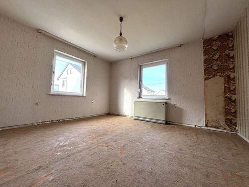 Wohnen Erdgeschoss - 8 Zimmer Mehrfamilienhaus, Wohnhaus zum Kaufen in Dinkelscherben