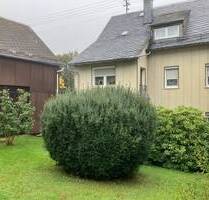 Charmantes, topgepflegtes Schmuckstück sucht neue Bewohner. - Helmbrechts Wüstenselbitz