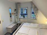 Nordstrand Schlafzimmer 1 (2).jpg - 