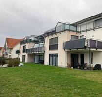 Neuwertige Erdgeschosswohnung mit Tiefgarage - Salz