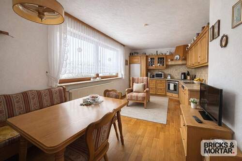 Küche - 6 Zimmer Einfamilienhaus zum Kaufen in Langenneufnach