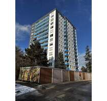 Renovierte 2-Zimmer Wohnung mit Einbauküche, Balkon und PKW-Stellplatz - Schwabach Eichwasen