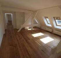 Urbanes Dachgeschoss-Loft über zwei Etagen direkt am Ostkreuz - Berlin Friedrichshain