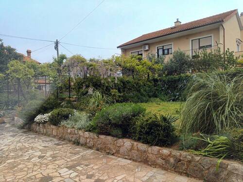 Südliche Ausrichtung für Sonnenschein im Garten - 