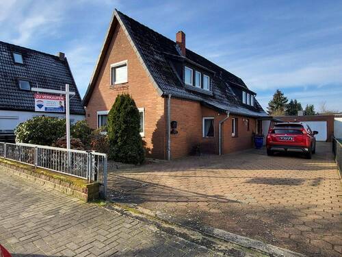 Titelbild - Gemütliches Einfamilienhaus mit großzügigem Garten und Potenzial! (NJ-1020-84)