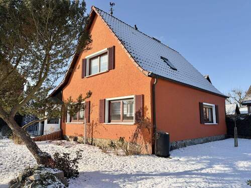Straßenansicht - 4 Zimmer Bauernhaus, Landhaus zum Kaufen in Pritzwalk