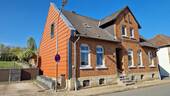 Objektansicht - 7 Zimmer Mehrfamilienhaus, Wohnhaus zum Kaufen in Grasleben