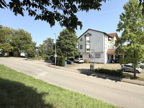 Ansicht - Sonnige 2,5-Zimmer-Wohnung in Autobahnnähe