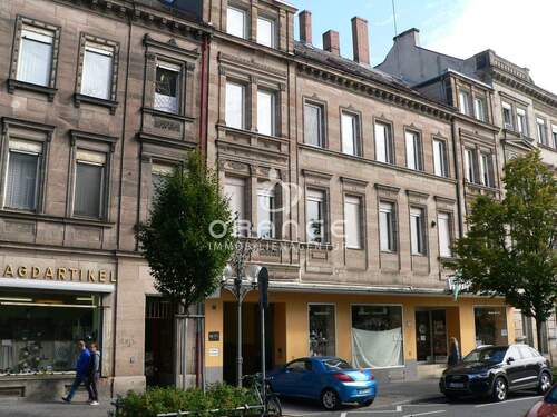 Aussen/Vordergeb. - ***TOP: Erstbezug nach Sanierung :sonnige 4,5 -ZKB auf 93 QM WFL, Stadtmitte, im Hinterhaus nahe HBF