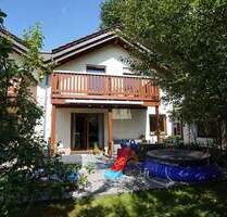 Charmante Doppelhaushälfte mit schönem Garten und Carport in Delbrück-Anreppen - Delbrück / Anreppen