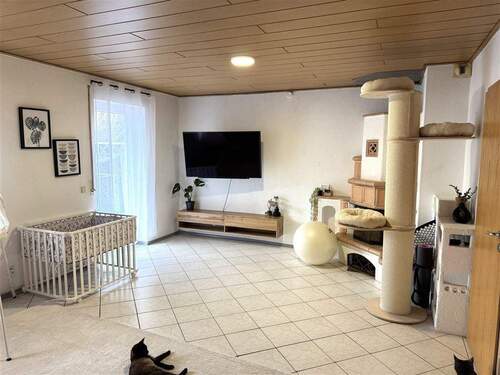 Wohnzimmer mit Kacheloffen - 