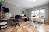 Arbeitszimmer Erdgeschoss - 