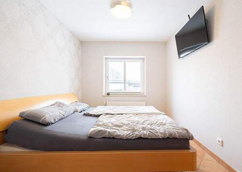 Schlafzimmer Erdgeschoss Ansicht I - 