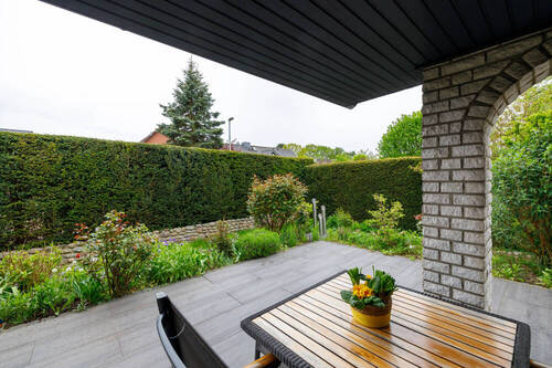 Überdachte Terrasse - 