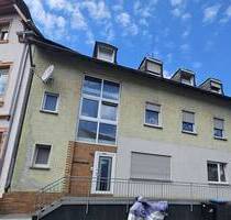Einseitig angebautes Haus mit 3 Wohneinheiten - Trier Kürenz