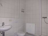 Bad (1).JPG - 3 Zimmer Etagenwohnung in Cottbus