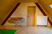 Zimmer über Garage - 