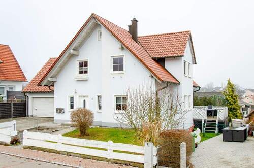 Süd-/Westansicht - 8 Zimmer Einfamilienhaus in Ebermannsdorf