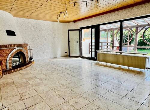 Wohnzimmer - Doppelhaushälfte mit 181,00 m&sup2; in Beindersheim zum Kaufen