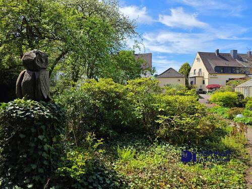 Hausansicht/Garten - 
