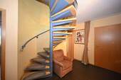 Innenliegende Treppe - 