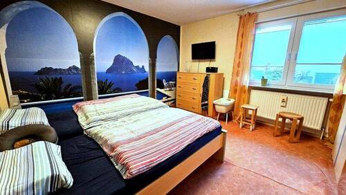 Geräumiges Schlafzimmer - 