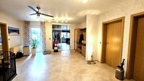 Repräsentatives Entrée - 