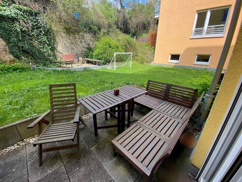 Gemütliche Terrasse mit gemeinschaftlichen Garten - 4 Zimmer Etagenwohnung zum Kaufen in Jena
