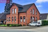 Vorderansicht - Historisches Zweifamilienhaus - 244.000,00&nbsp;EUR Kaufpreis, ca.&nbsp; 205,50&nbsp;m&sup2;&nbsp;Wohnfl&auml;che