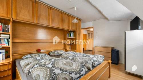 1. OG Schlafzimmer 2 - 