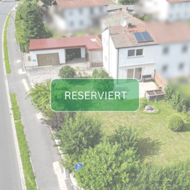Wolfgang-Drossbach - reserviert - Sanierte Doppelhaushälfte mit Energieplus, großen Garagen und extra Büro