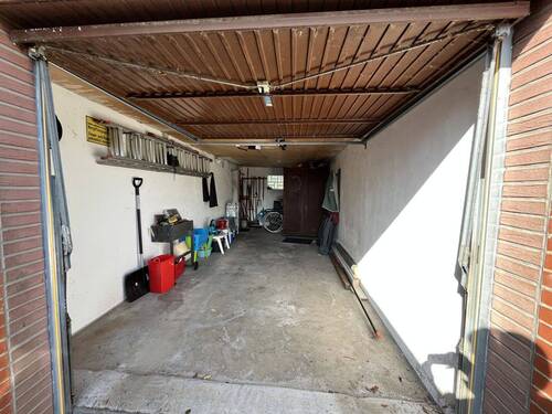 Garage - 
