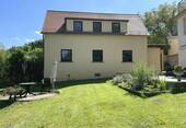 . - Kleines Einfamilienhaus mit großem Grundstück in guter Höhenlage von Rochwitz!