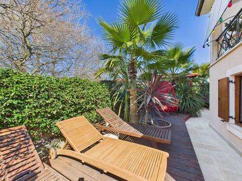 1742821123_cam04300g0-pr0046-still017 - 