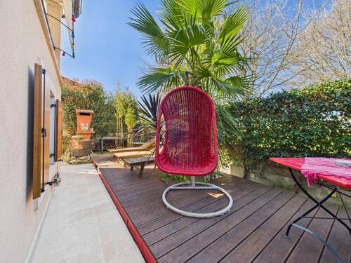 1742821115_cam04300g0-pr0046-still014 - 