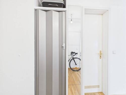 Einbau-Schiebeschrank im Flur - 