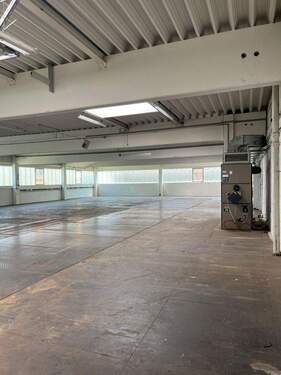 Innenansicht mit Heizung - 