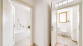Flur zur Toilette und Bad - visualisiert - 