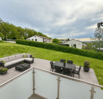 Ca. 102 qm Erdgeschosswohnung mit Garten, Terrasse und Loggia - provisionsfrei und sofort frei - Dietersheim