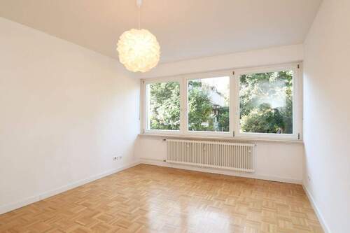 Schlafzimmer - 2 Zimmer Etagenwohnung in München